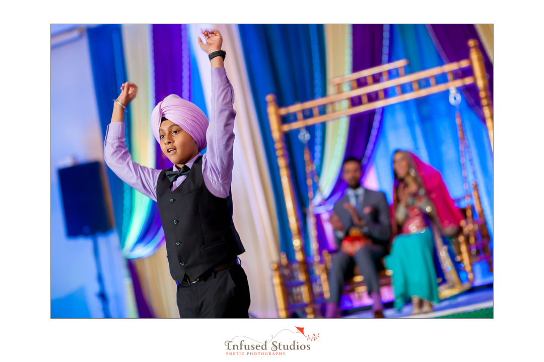 Edmonton Wedding Photographers :: dancing at girls sangeet